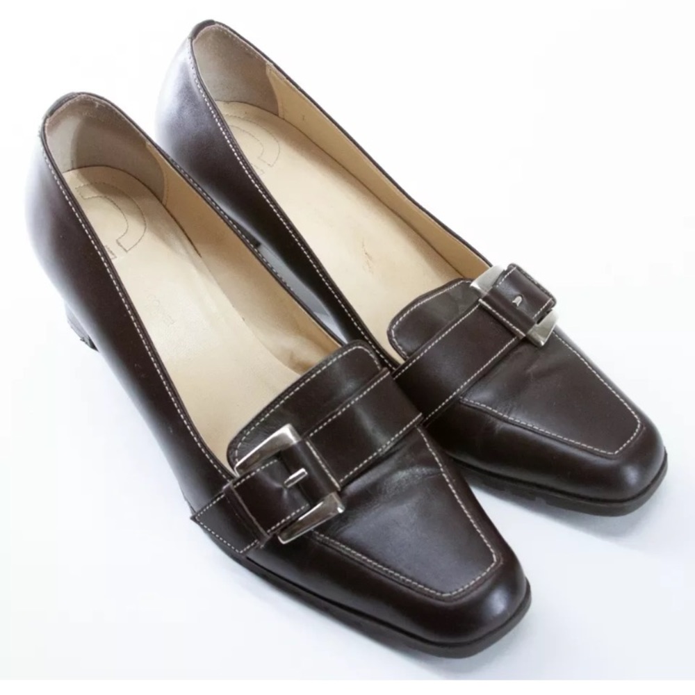 Casual Corner Shoes Brown Buckle Snip Toe Heels